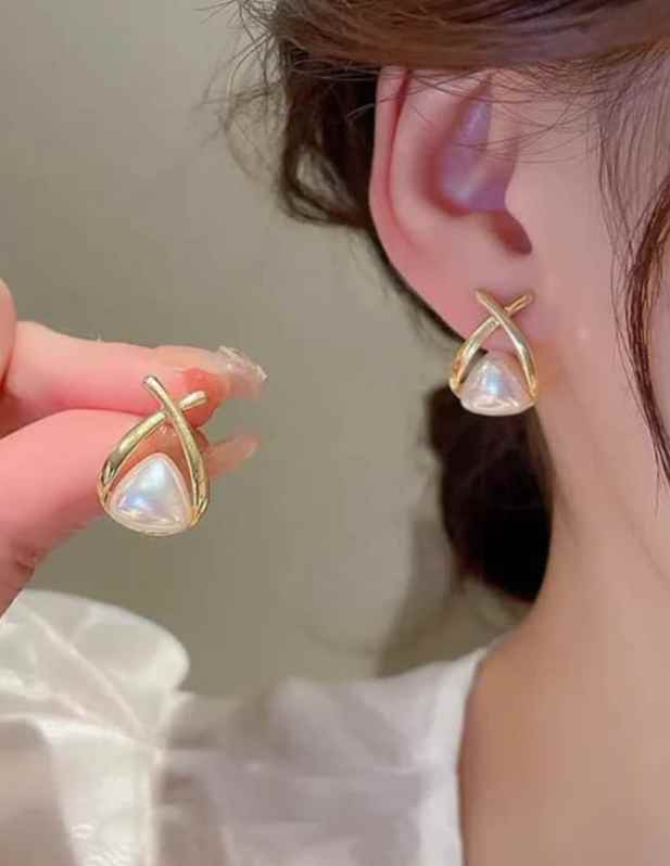 Shop Pearl Small Earrings