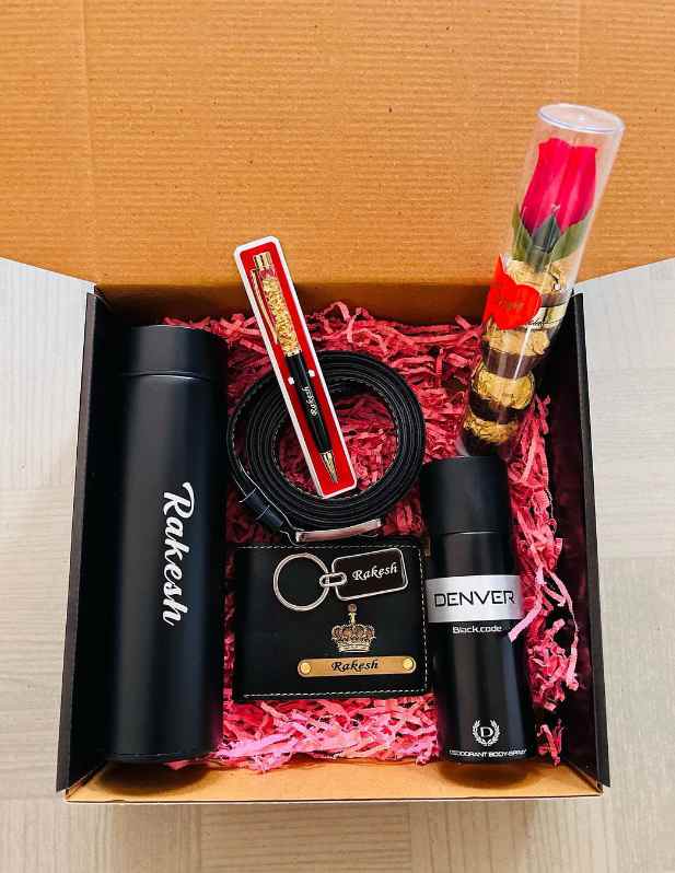 Customize Gift Hampers For Men