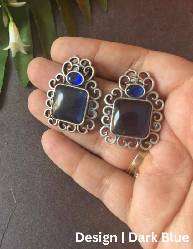 Fancy Single Stone Earrings dark blue