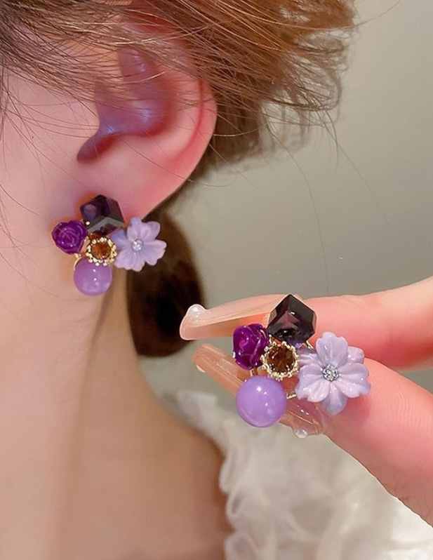 Trendy Floral Stud Earrings purple